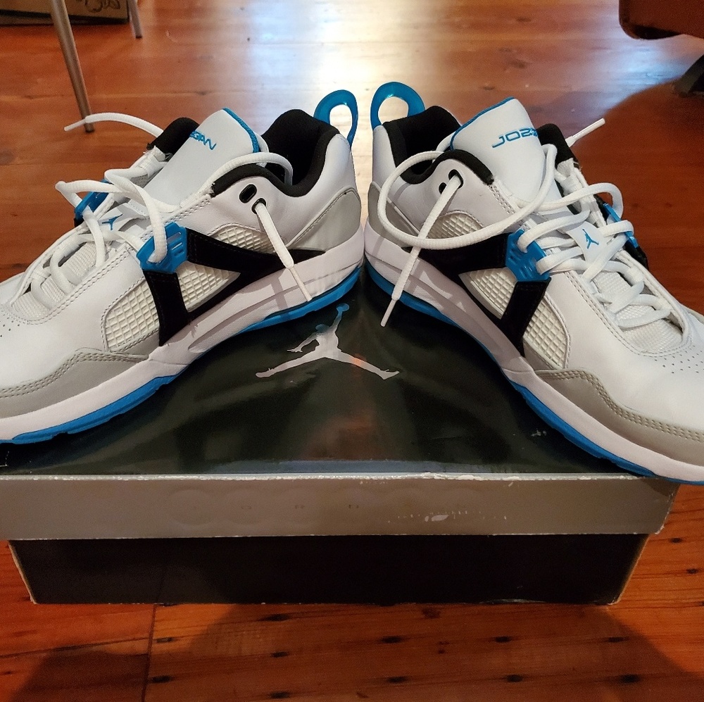 Jordan Trunner sneakers